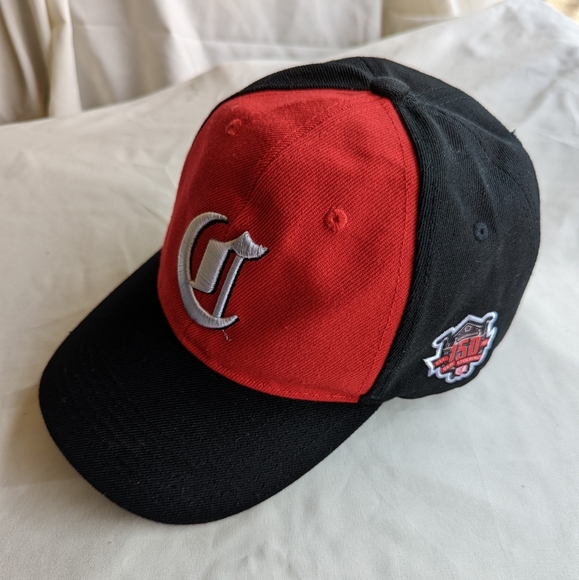 Cincinnati Reds 150 Year Anniversary Cap - Picture 1 of 5